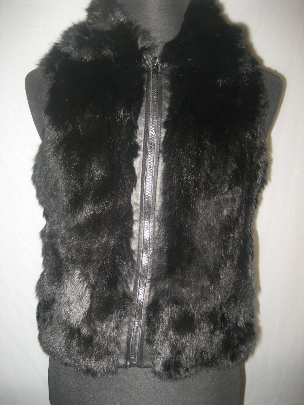 Women's Jennyfer J Genuine Black Rabbit Fur Vest sz Medium